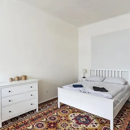 דירה Guestin 2room Classic @ Revolucni *